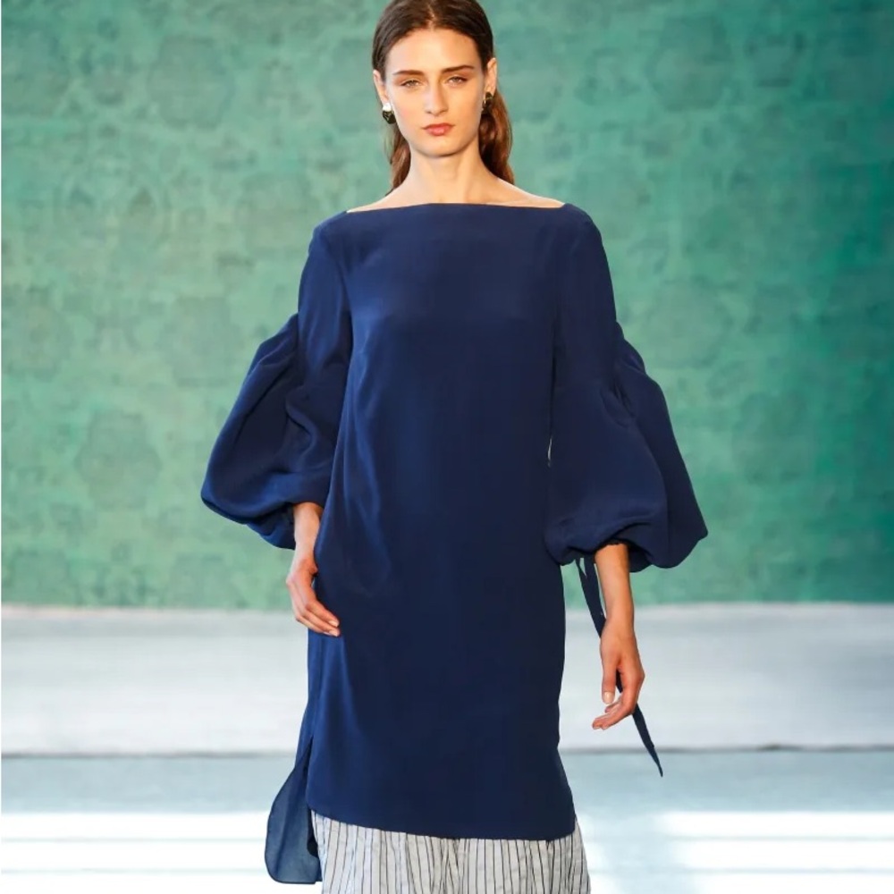 Hellessy Designer Silk Statement Sleeve Dress - image 1